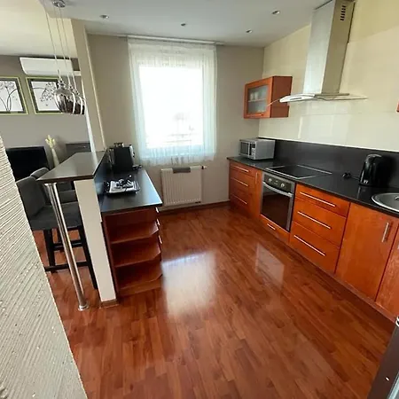 Rukadel - Poleska Ubytování v soukromí